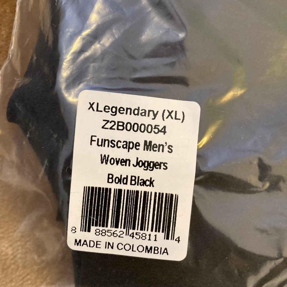 NWT Zumba Funscape Men's Woven Joggers, XL - Picture 9 of 10